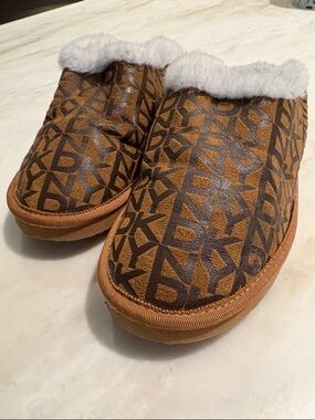 DKNY Brown Logo Slip-On Mules with Ivory Faux Shearling